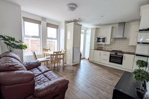 Mersham Road, Thornton Heath