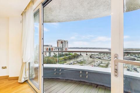 3 bedroom apartment to rent, Pier Road, Gillingham