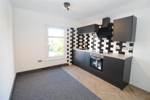 1 bedroom flat to rent, Llantrisant Street, Cardiff CF24