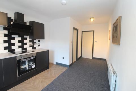 1 bedroom flat to rent, Llantrisant Street, Cardiff CF24