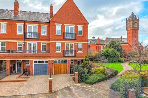 undefined, Brandesbury Square, Repton Park IG8