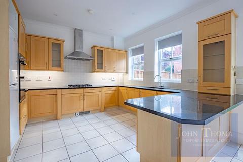 undefined, Brandesbury Square, Repton Park IG8