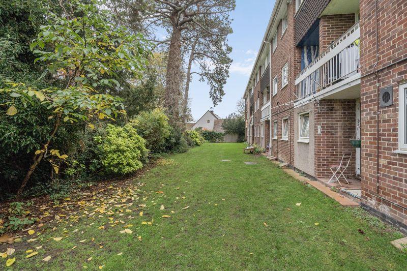 Wykeham Crescent, Oxford - View 3