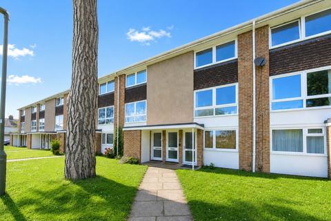 2 bedroom flat for sale, Wykeham Crescent, Oxford