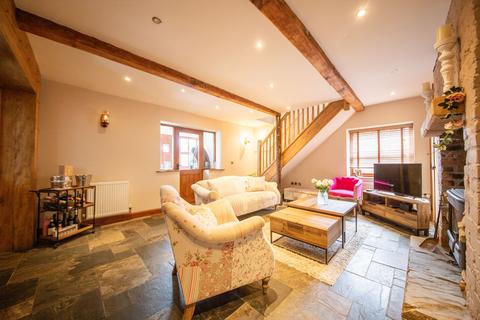 undefined, Smithy Brow, Croft, WA3