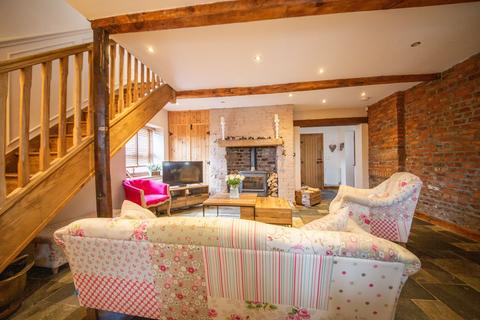 undefined, Smithy Brow, Croft, WA3