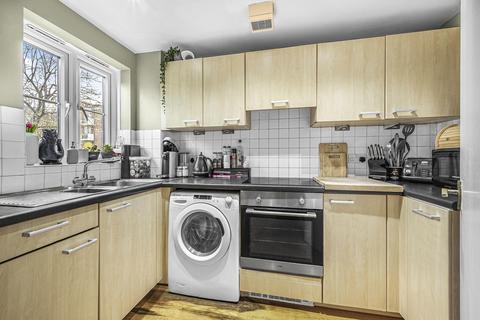 2 bedroom flat for sale, Dukes Court,  East Dulwich, SE22