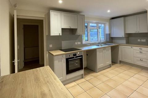2 bedroom semi-detached house to rent, Castle Lane, Donnington, Newbury, RG14