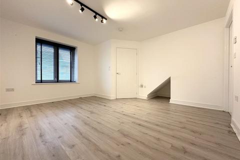 4 bedroom semi-detached house for sale, Castle Hill Drive, Ebbsfleet Valley, Swanscombe, Kent, DA10