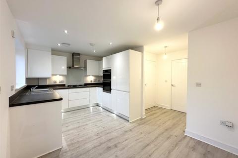 4 bedroom semi-detached house for sale, Castle Hill Drive, Ebbsfleet Valley, Swanscombe, Kent, DA10