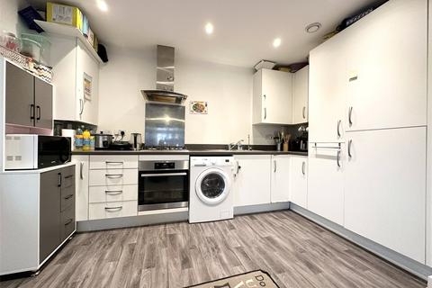 2 bedroom flat for sale, Hildefirth Close, Weldon, Ebbsfleet Valley, Swanscombe, DA10