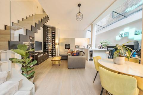 undefined, Gordon Road, London