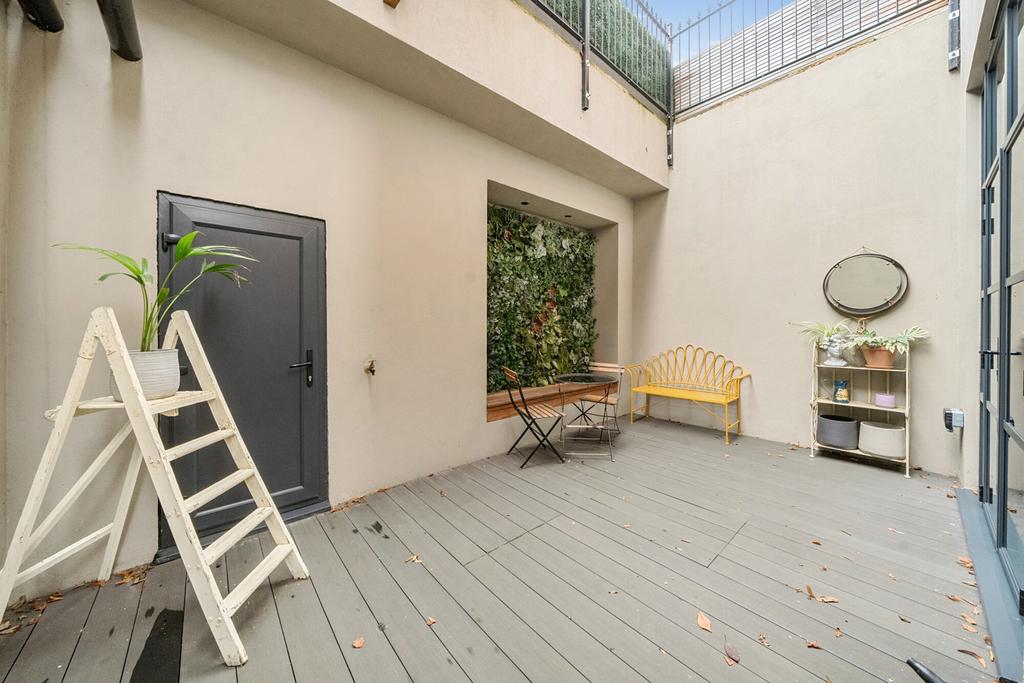 1381329-8-691493d...