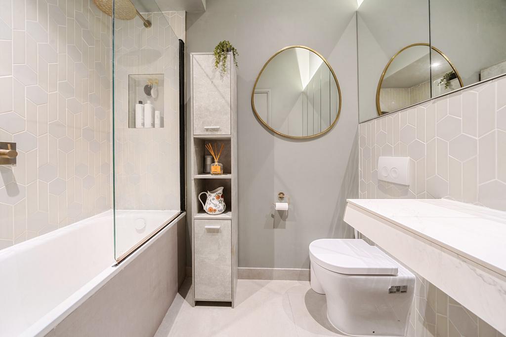 1381329-9-691493e...