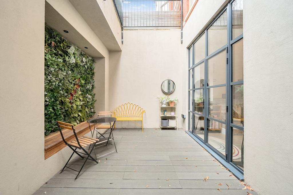 1381329 6 6914935...