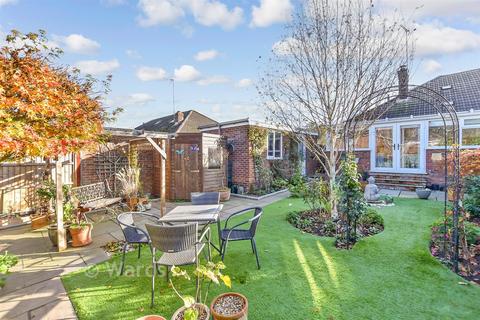 2 bedroom semi-detached bungalow for sale, Whiteheads Lane, Maidstone ME14