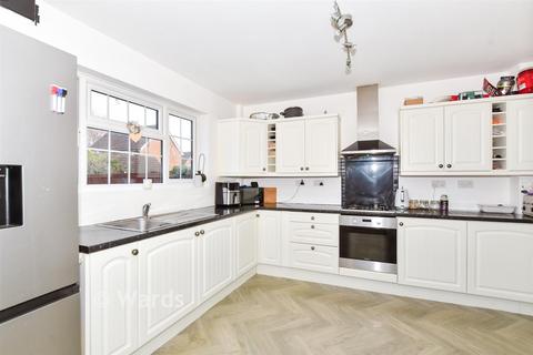 4 bedroom semi-detached house for sale, Queen Elizabeth Square, Maidstone ME15