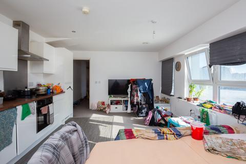 undefined, Benbow Street, Sale M33