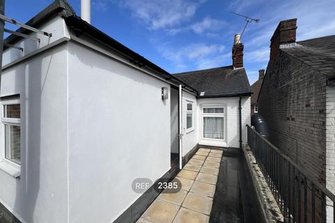 undefined, Felixstowe Road, Ipswich, IP3 8EE
