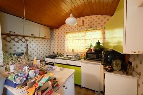 3 bedroom semi-detached house for sale, Southend-on-Sea SS2