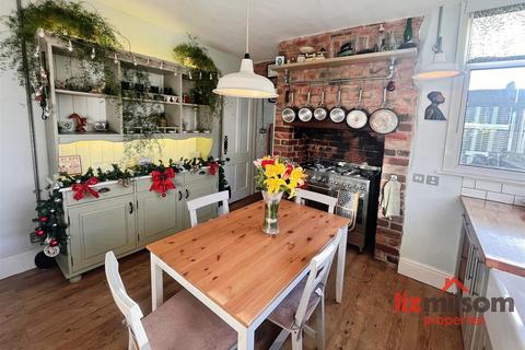 3 bedroom semi-detached house for sale, Regent Street, Church Gresley DE11