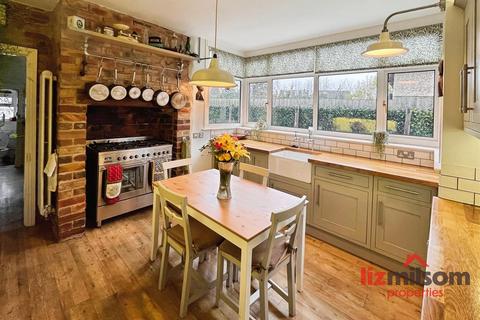 undefined, Regent Street, Church Gresley DE11