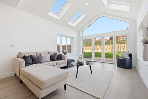 5 bedroom detached house for sale, Felsted Gate, Station Road, Felsted, Dunmow, CM6