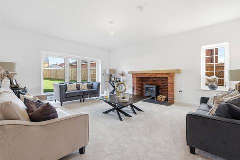 5 bedroom detached house for sale, Felsted Gate, Station Road, Felsted, Dunmow, CM6