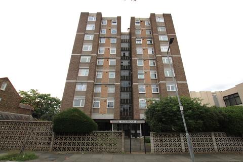 2 bedroom flat for sale, Valebrook appt,  Park Avenue, Ilford,IG1 4RT