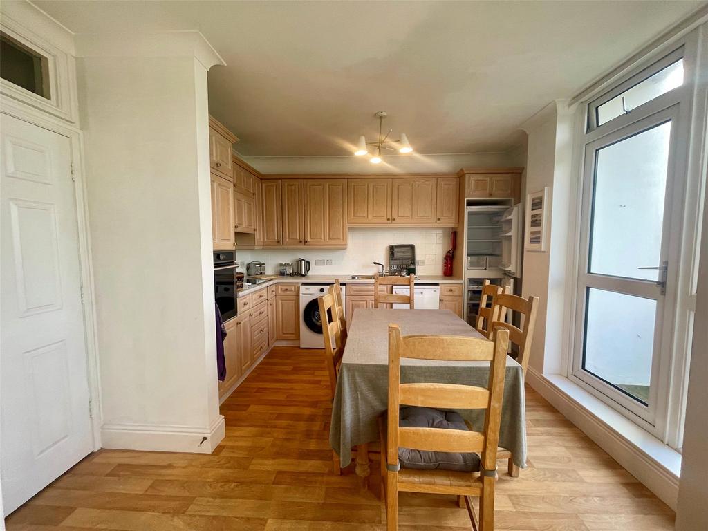 Kitchen 2