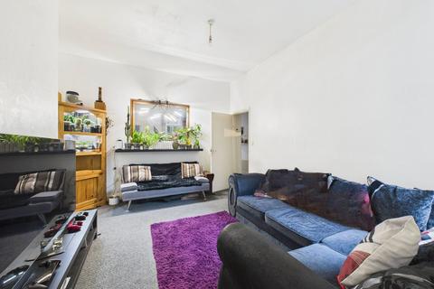 2 bedroom terraced house for sale, Gosforth Terrace, Gateshead, NE10