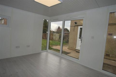 undefined, Trafalgar Avenue, Broxbourne, Broxbourne