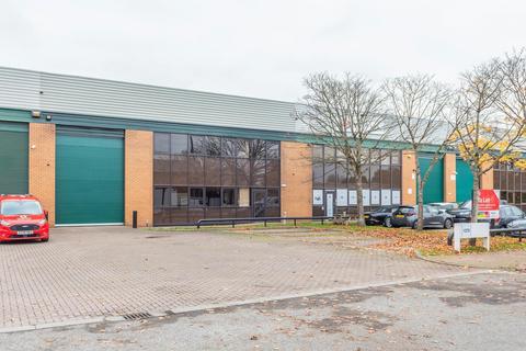 Warehouse to rent, Aztec W Almondsbury BS32 4RX