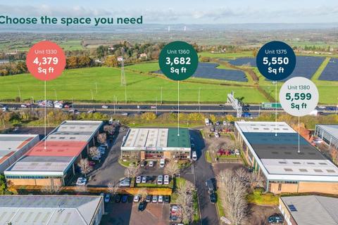 Warehouse to rent, Park Ave Almondsbury BS32 4RX