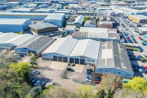Warehouse to rent, The Runnings Cheltenham GL51 9PT