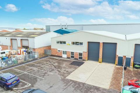 Warehouse to rent, The Runnings Cheltenham GL51 9PT