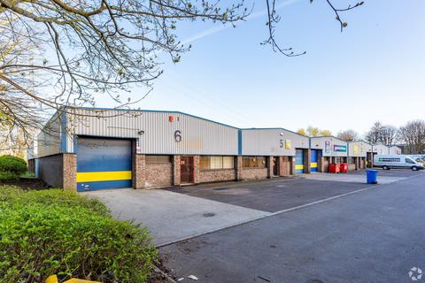 Warehouse to rent, West Town Rd Avonmouth BS11 9DE