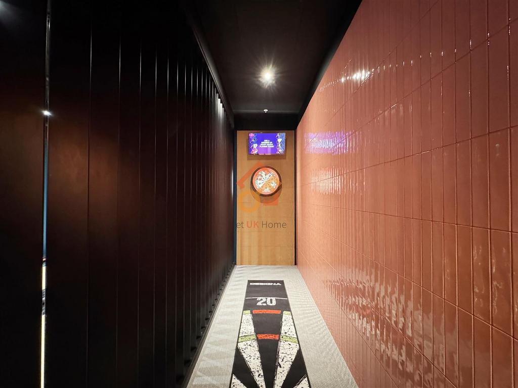 B Ho DRx FJ90 Wd MWt QC WSQ.jpg