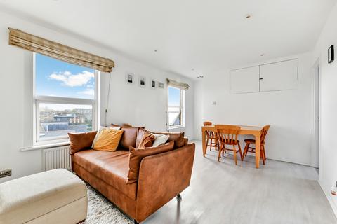undefined, Lavender Hill, SW11