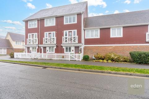 undefined, Poynder Drive, Snodland, ME6