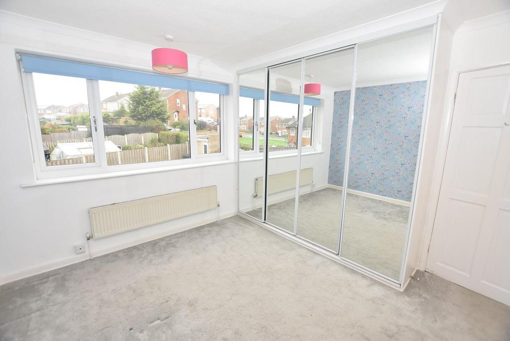 Bedroom 2.JPG