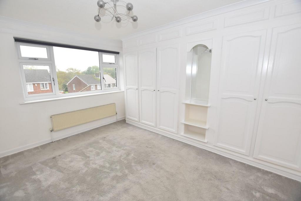 Bedroom 1.JPG