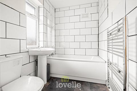2 bedroom semi-detached house for sale, Marton Grove, Grimsby DN33