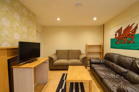 6 bedroom semi-detached house to rent, Station Road, Filton, Bristol, South Gloucestershire, BS34
