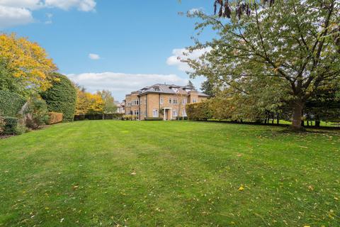2 bedroom flat for sale, Millers Close, Rickmansworth Road, Chorleywood