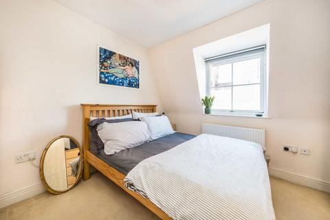 1 bedroom flat to rent, Garratt Lane, London SW17