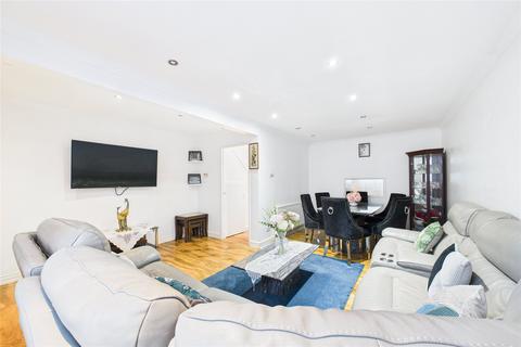 undefined, Silver Hill, College Town, Sandhurst, Berkshire, GU47
