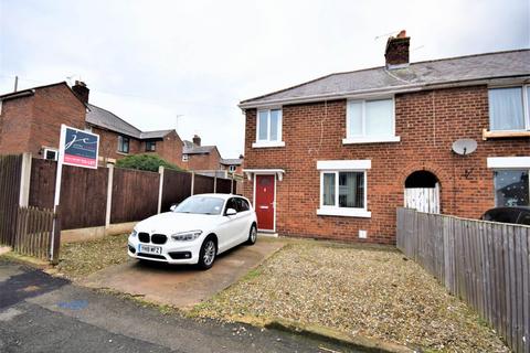 3 bedroom end of terrace house to rent, Arnold Grove, Connahs Quay, Deeside