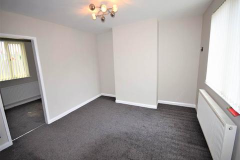 3 bedroom end of terrace house to rent, Arnold Grove, Connahs Quay, Deeside