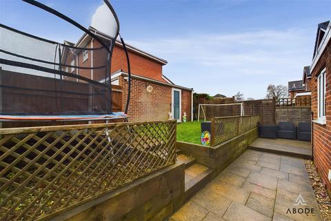 undefined, Wallfields Close, Findern DE65